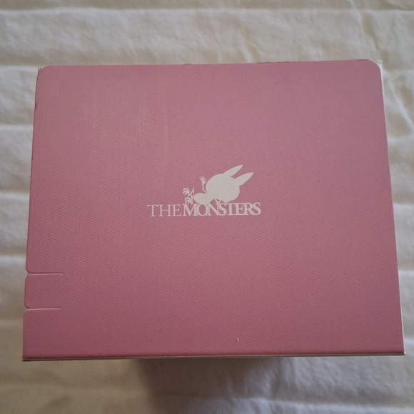 POP MART The Monsters Labubu, Exciting Macaron, GREEN GRAPE BNIB - Picture 7 of 8